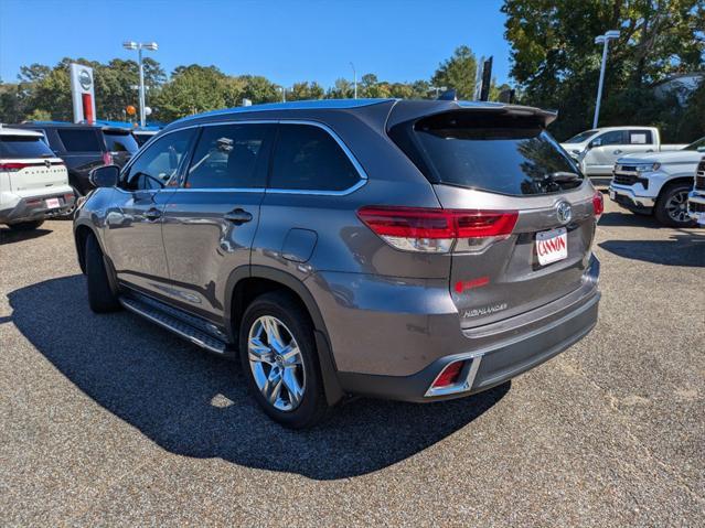 used 2019 Toyota Highlander car, priced at $28,991