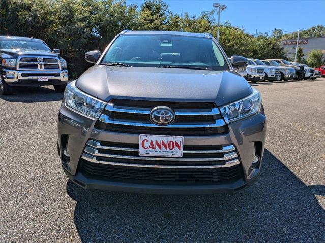 used 2019 Toyota Highlander car, priced at $28,991