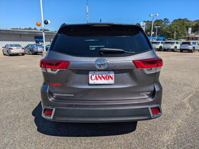 used 2019 Toyota Highlander car, priced at $28,991