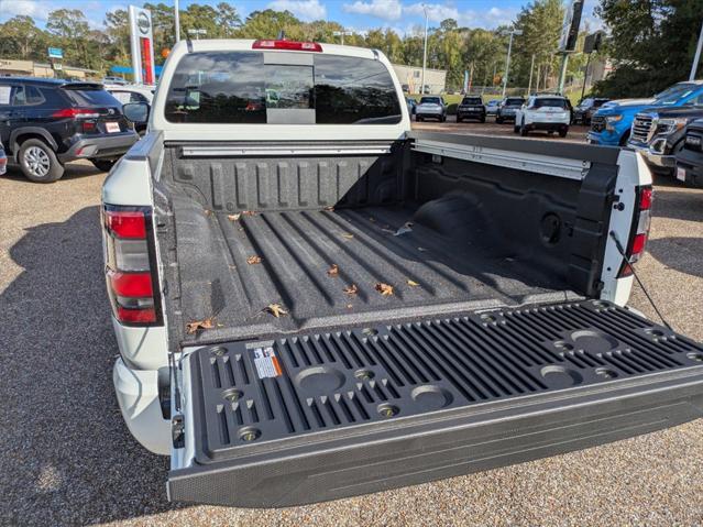 new 2025 Nissan Frontier car, priced at $36,320