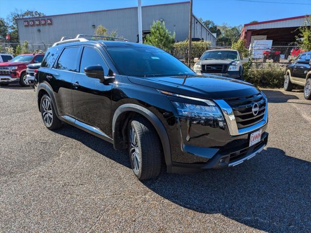 used 2022 Nissan Pathfinder car, priced at $32,527