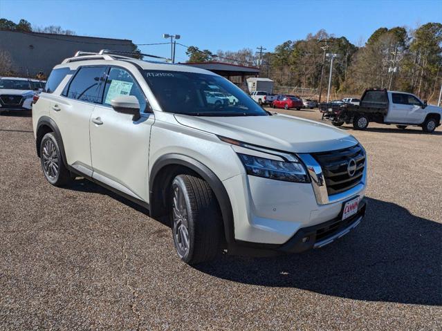 new 2024 Nissan Pathfinder car, priced at $47,945