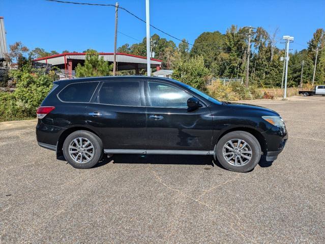 used 2014 Nissan Pathfinder car, priced at $8,355