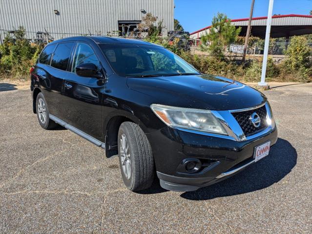 used 2014 Nissan Pathfinder car, priced at $8,355