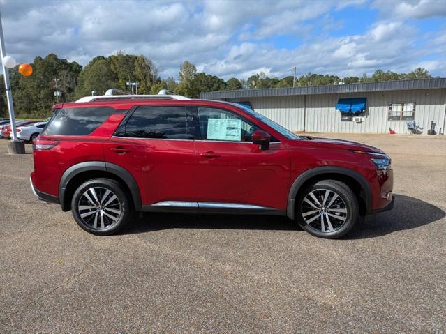 new 2025 Nissan Pathfinder car, priced at $52,030