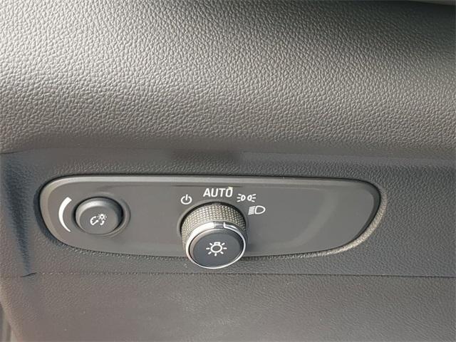 used 2022 Buick Envision car, priced at $21,975