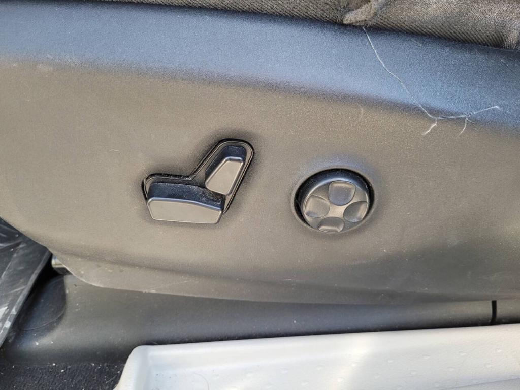 used 2017 Chrysler Pacifica car, priced at $12,999