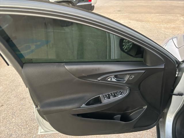 used 2018 Chevrolet Malibu car, priced at $7,997