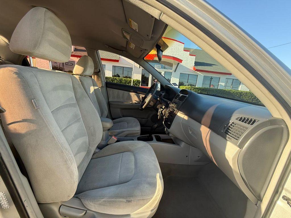 used 2006 Kia Spectra car, priced at $3,988