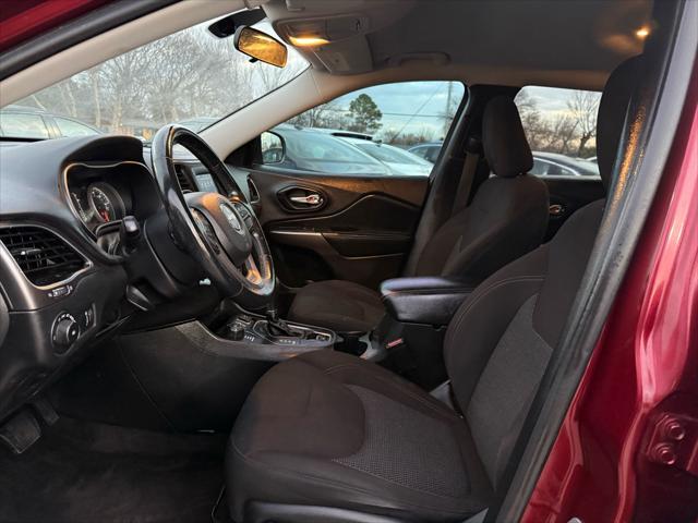 used 2019 Jeep Cherokee car, priced at $13,988