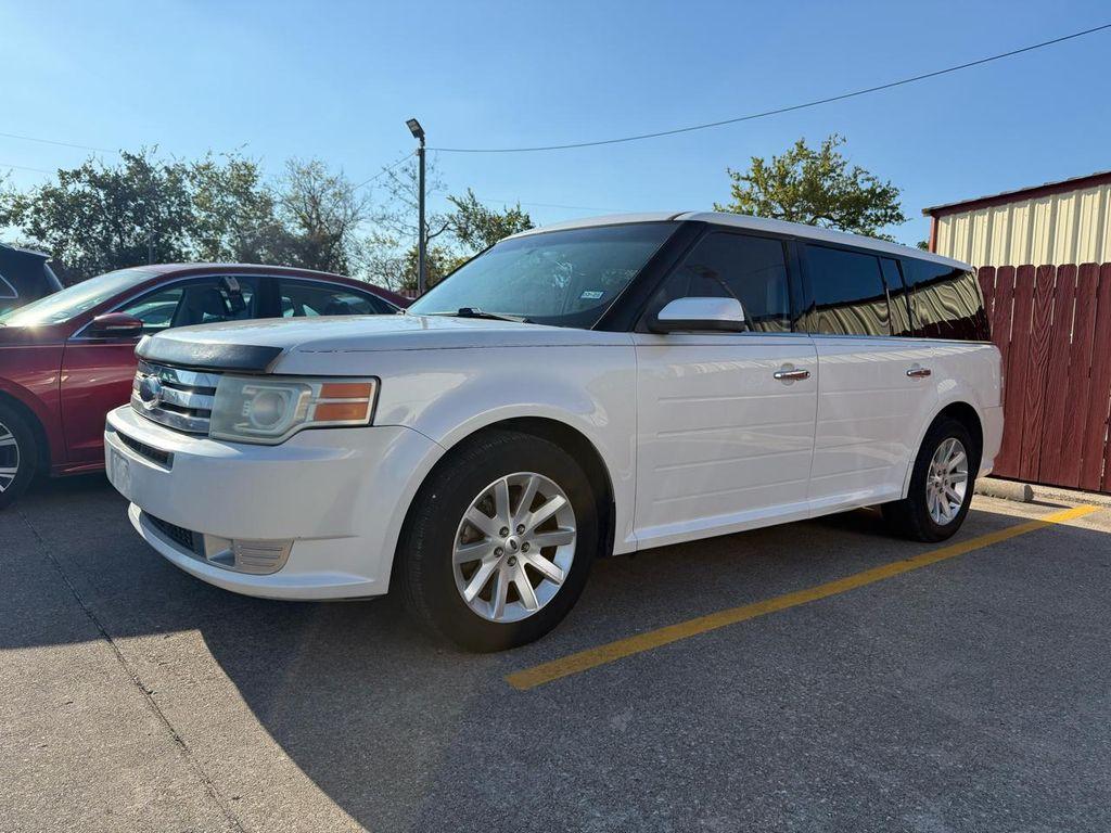 used 2009 Ford Flex car, priced at $5,488