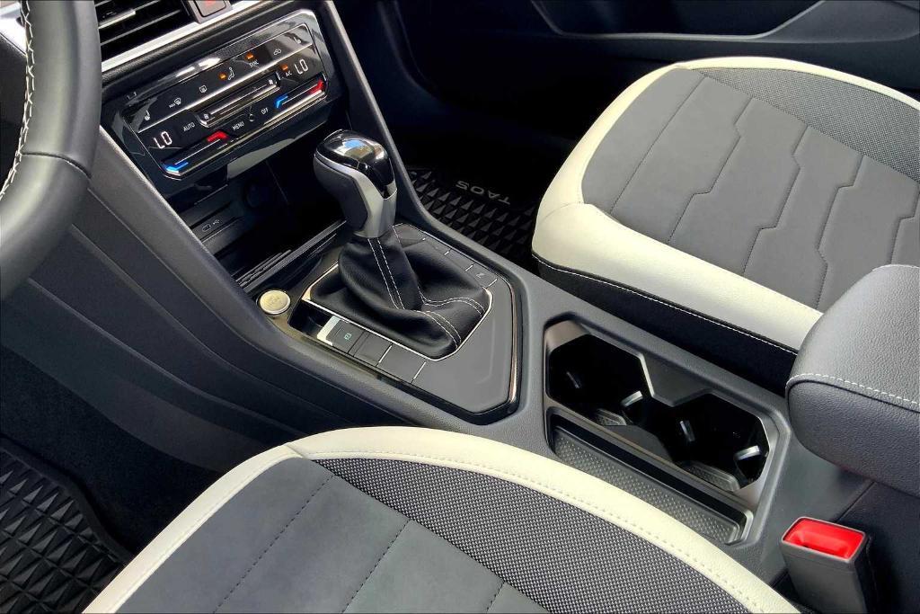 new 2025 Volkswagen Taos car, priced at $31,578