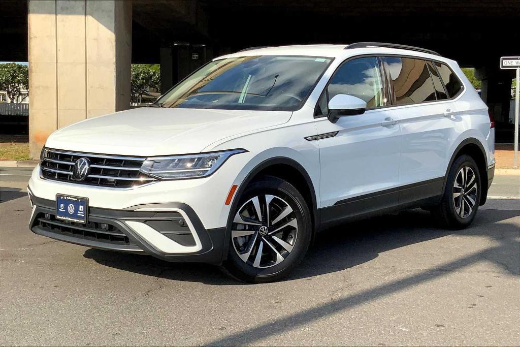 new 2024 Volkswagen Tiguan car, priced at $32,353