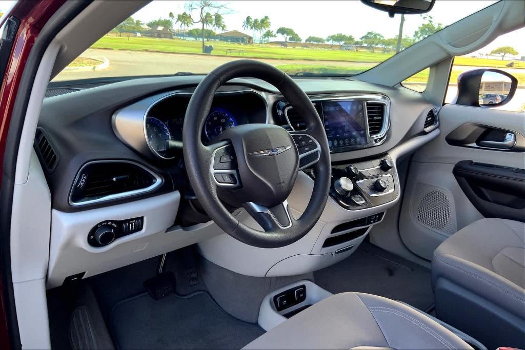 used 2017 Chrysler Pacifica car, priced at $14,971