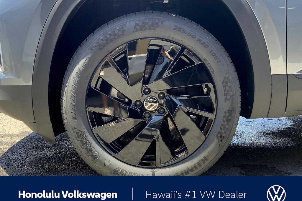new 2025 Volkswagen Atlas car, priced at $46,651
