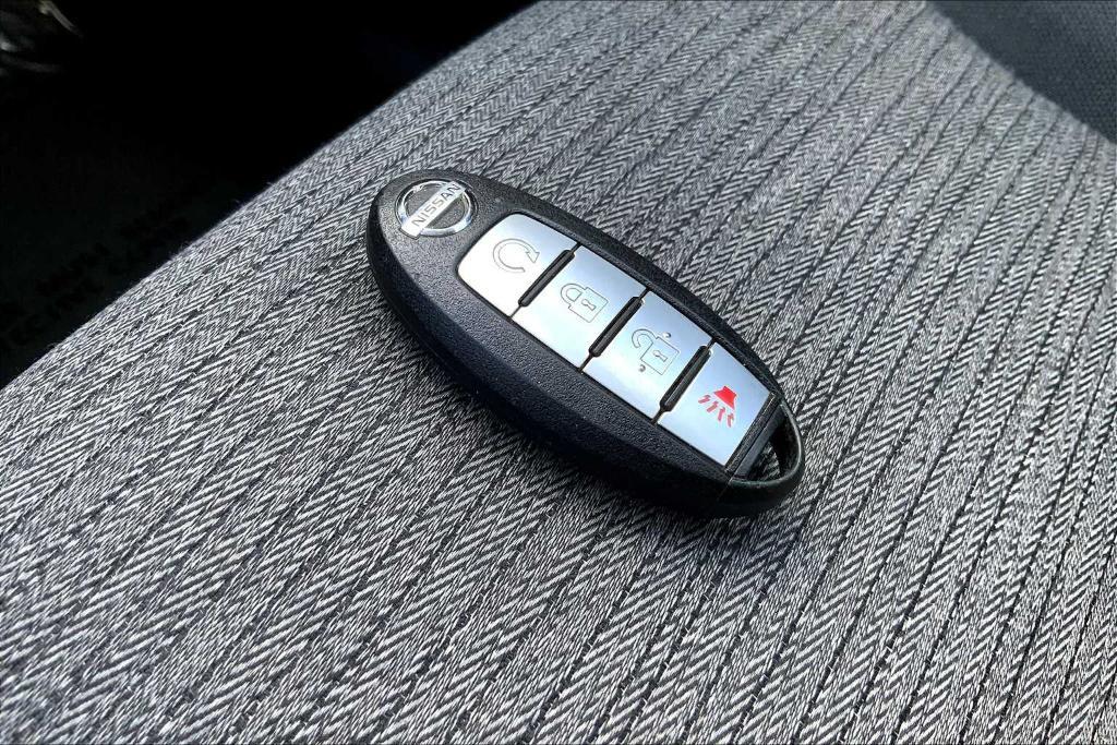 used 2021 Nissan Rogue car, priced at $20,992