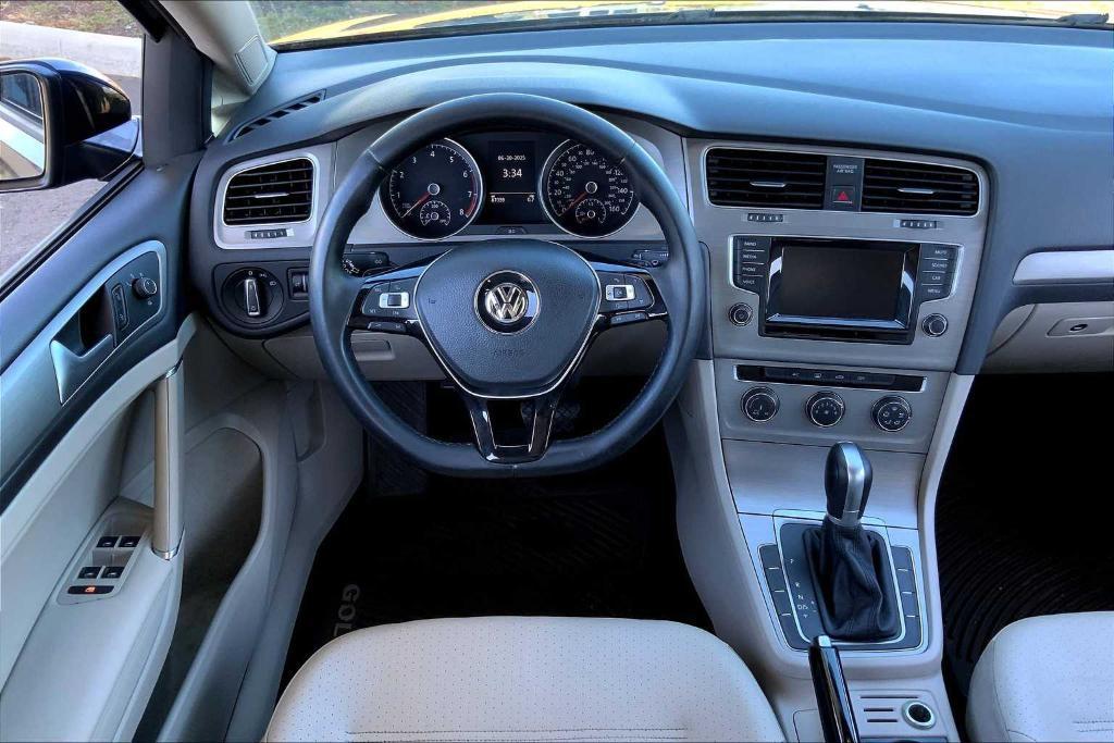 used 2015 Volkswagen Golf SportWagen car, priced at $10,991