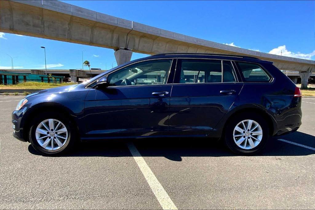used 2015 Volkswagen Golf SportWagen car, priced at $10,991