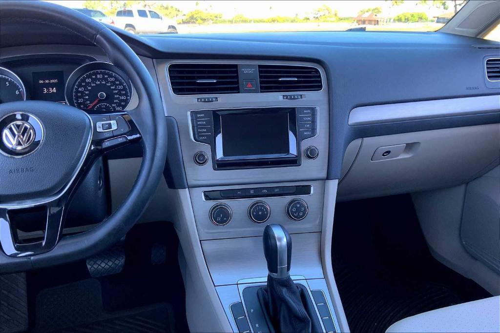 used 2015 Volkswagen Golf SportWagen car, priced at $10,991