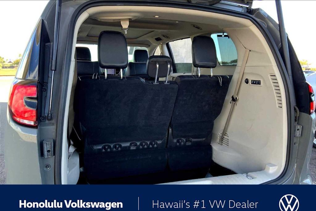 used 2022 Chrysler Pacifica car, priced at $28,444