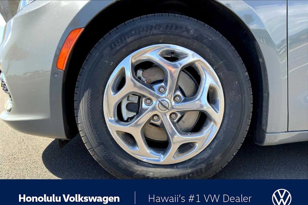 used 2022 Chrysler Pacifica car, priced at $28,444
