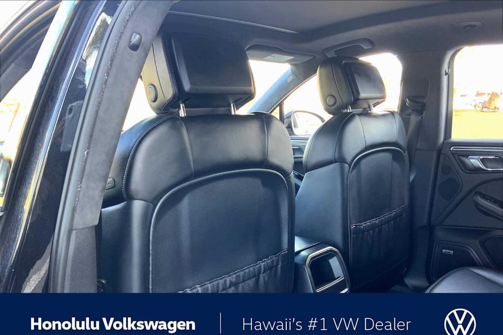 used 2015 Porsche Macan car, priced at $18,490