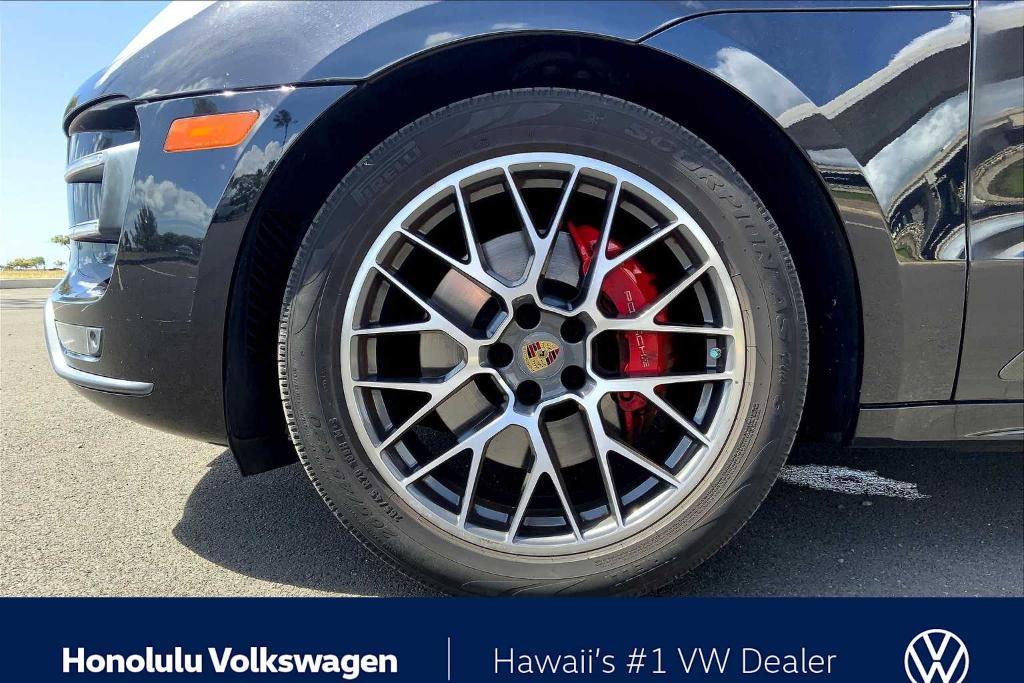 used 2015 Porsche Macan car, priced at $18,490