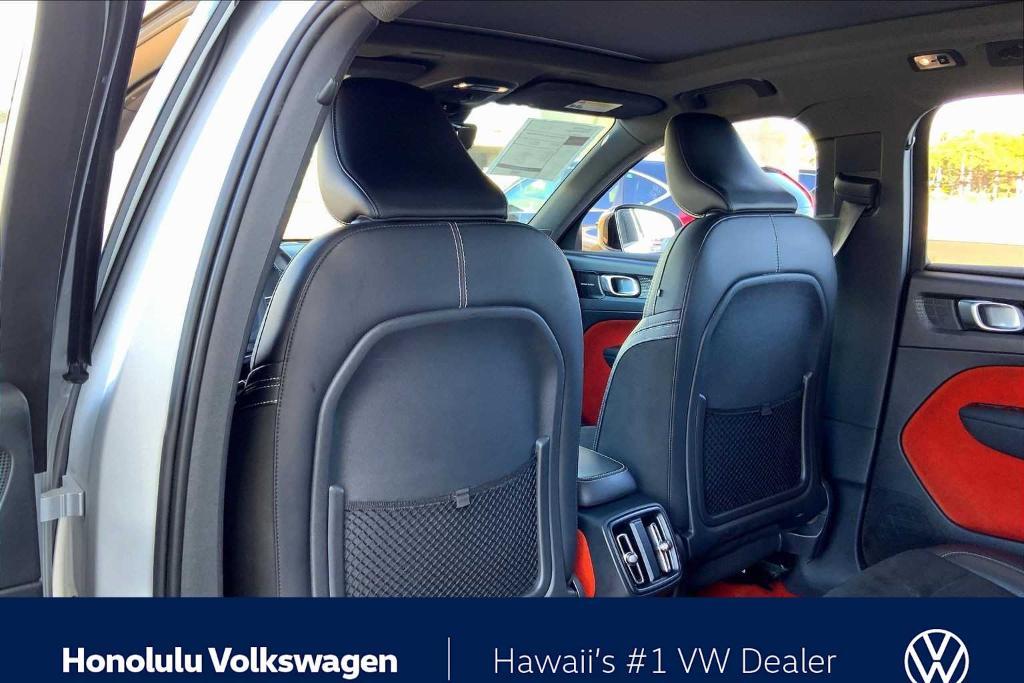 used 2019 Volvo XC40 car, priced at $18,777