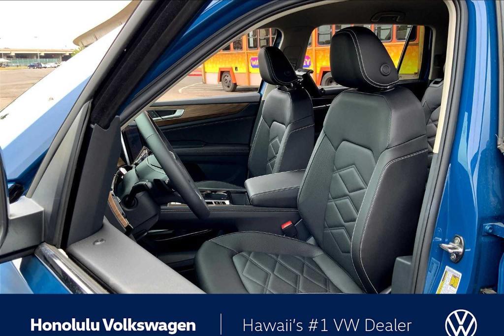 new 2025 Volkswagen Atlas car, priced at $44,391