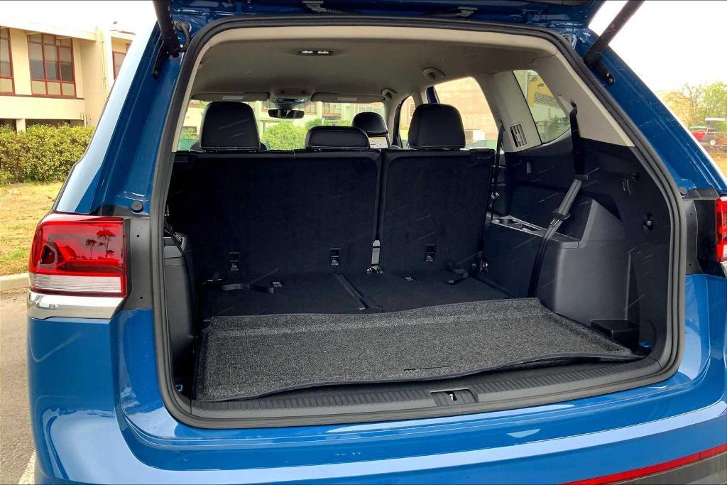 new 2025 Volkswagen Atlas car, priced at $45,891