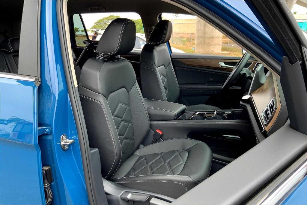 new 2025 Volkswagen Atlas car, priced at $45,891