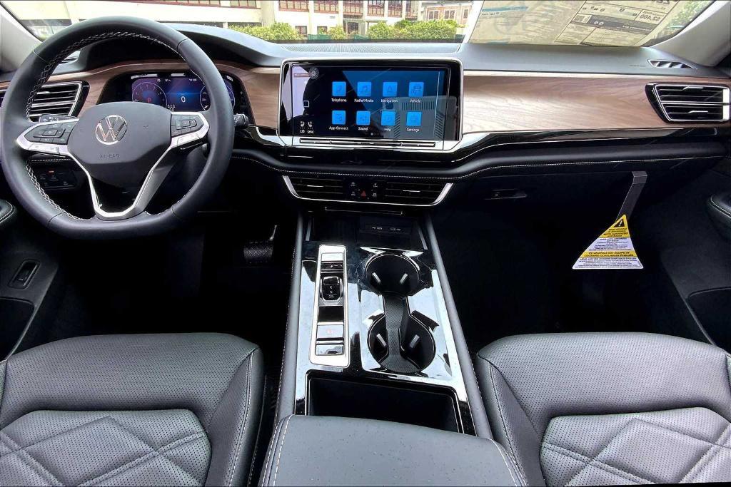 new 2025 Volkswagen Atlas car, priced at $45,891