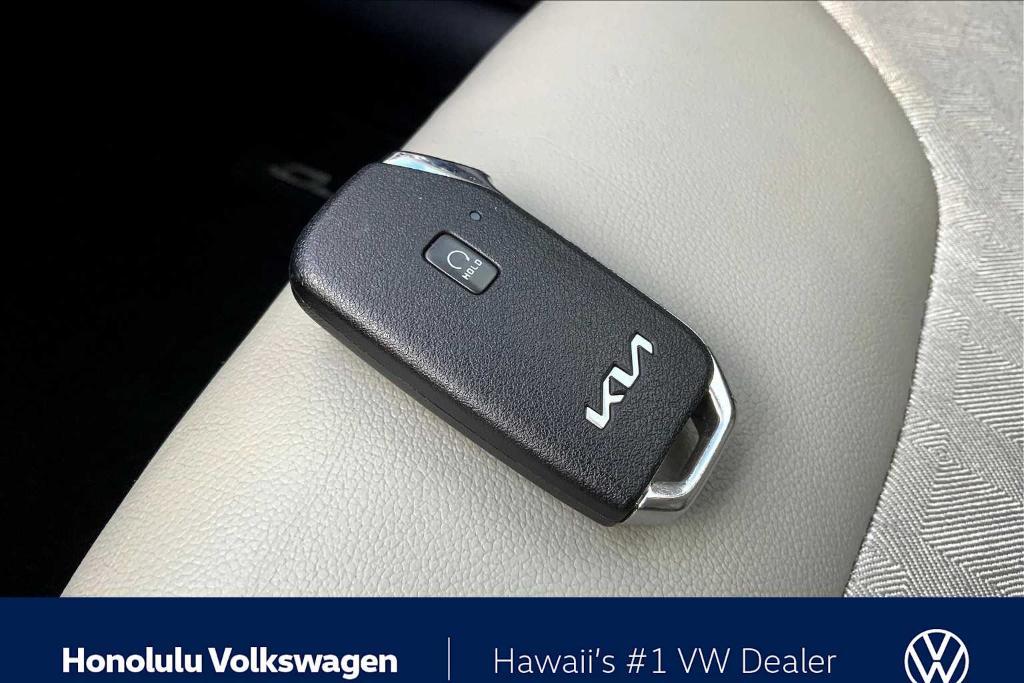 used 2022 Kia Niro Plug-In Hybrid car, priced at $22,888