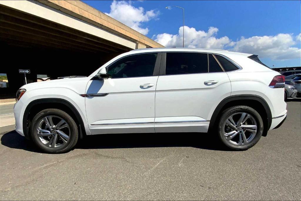 new 2024 Volkswagen Atlas Cross Sport car, priced at $51,238