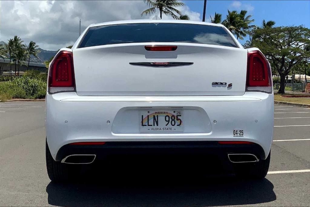 used 2021 Chrysler 300 car, priced at $25,888