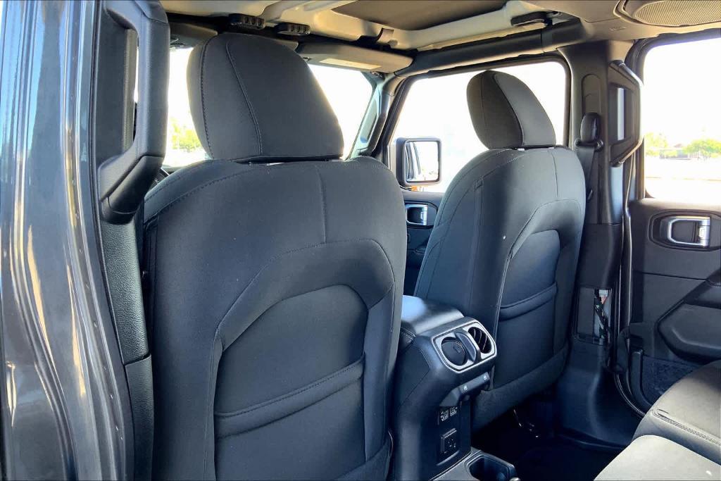 used 2021 Jeep Gladiator car, priced at $34,994