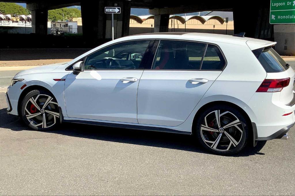 new 2024 Volkswagen Golf GTI car