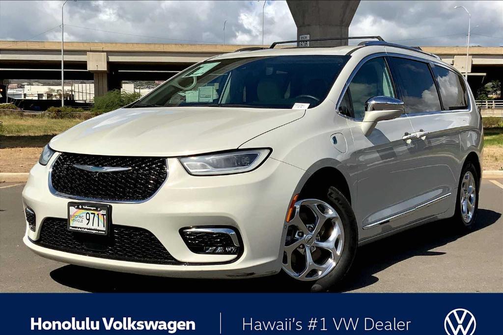 used 2021 Chrysler Pacifica Hybrid car, priced at $27,994