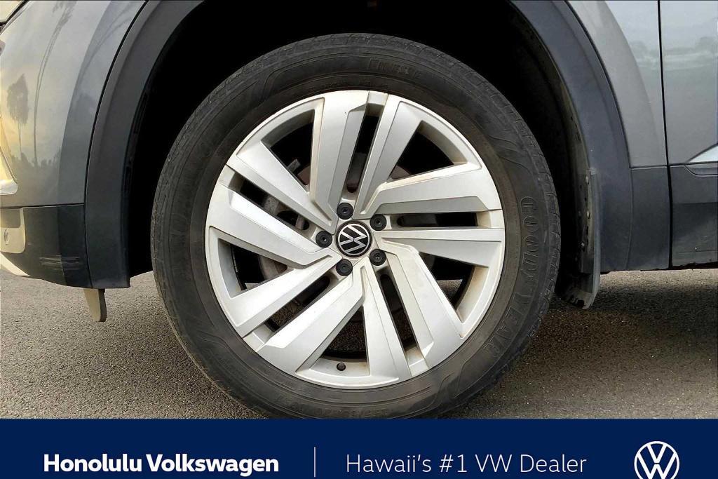 used 2021 Volkswagen Atlas Cross Sport car, priced at $23,444