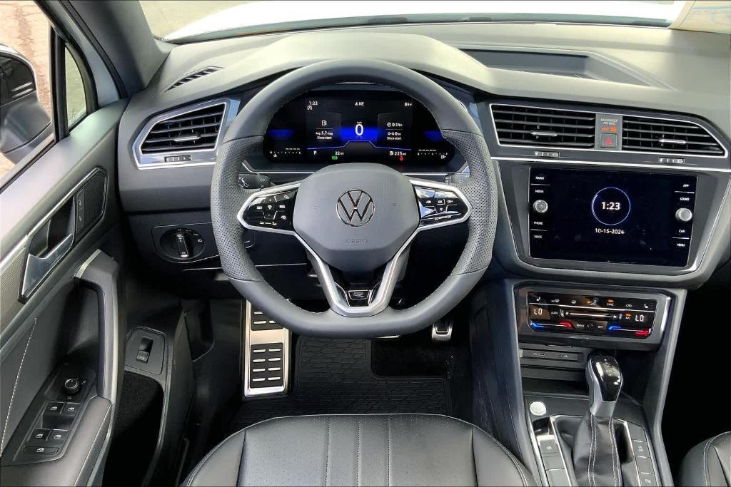 new 2024 Volkswagen Tiguan car, priced at $37,881