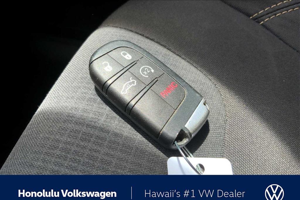 used 2016 Jeep Cherokee car, priced at $12,922