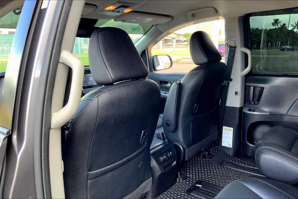 used 2020 Toyota Sienna car, priced at $30,494