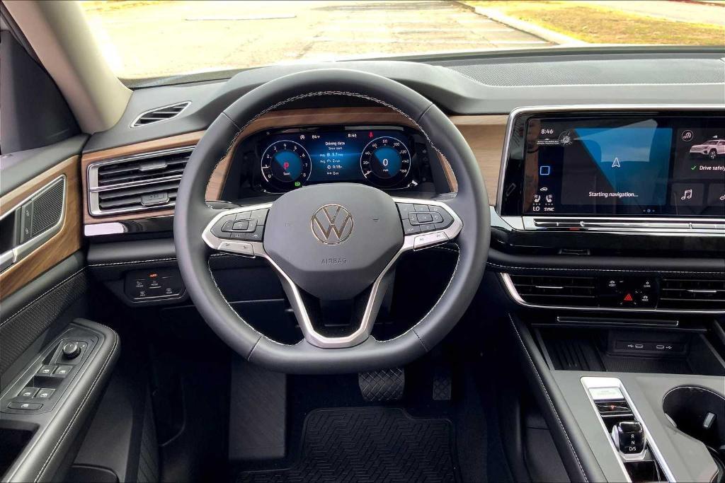 new 2025 Volkswagen Atlas car, priced at $40,999