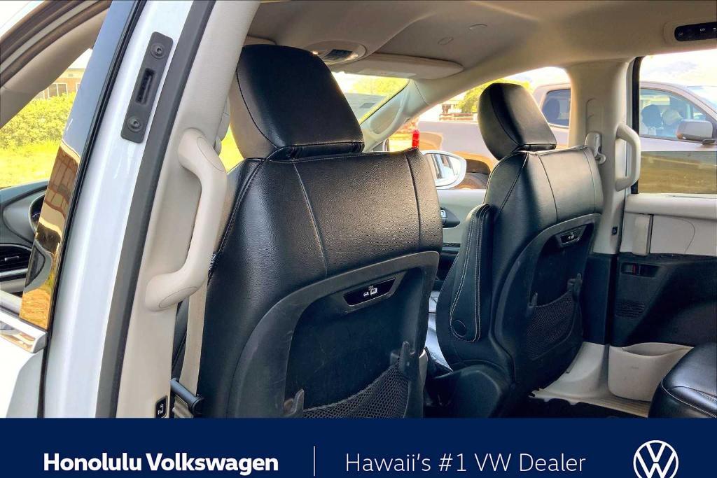 used 2022 Chrysler Pacifica car, priced at $25,683