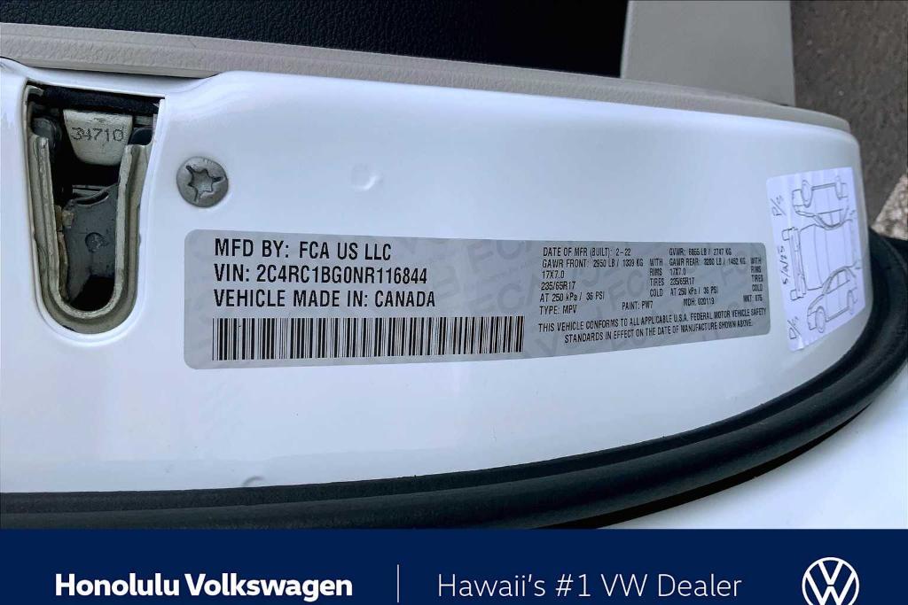 used 2022 Chrysler Pacifica car, priced at $25,683