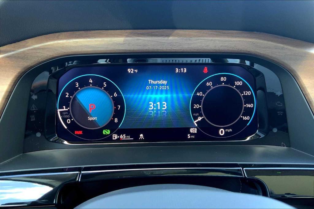 new 2025 Volkswagen Atlas car, priced at $47,186