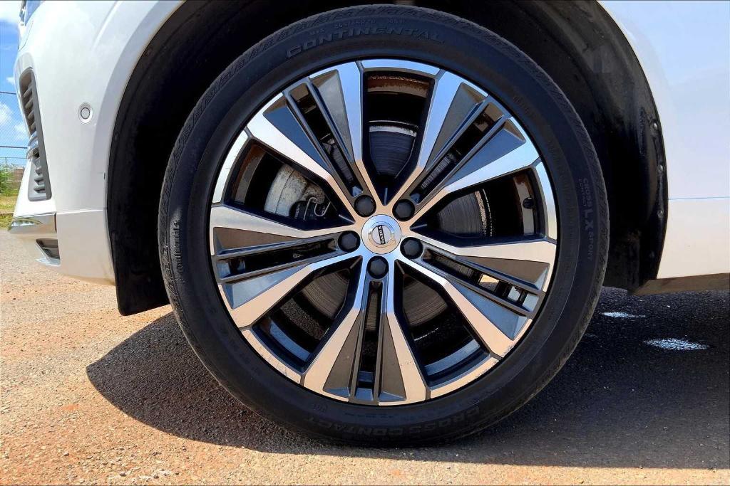 used 2022 Volvo XC60 Recharge Plug-In Hybrid car, priced at $40,888