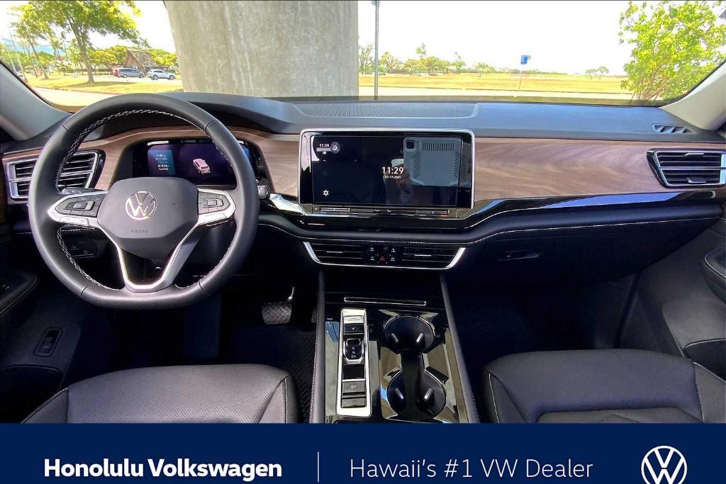 new 2025 Volkswagen Atlas car, priced at $45,306