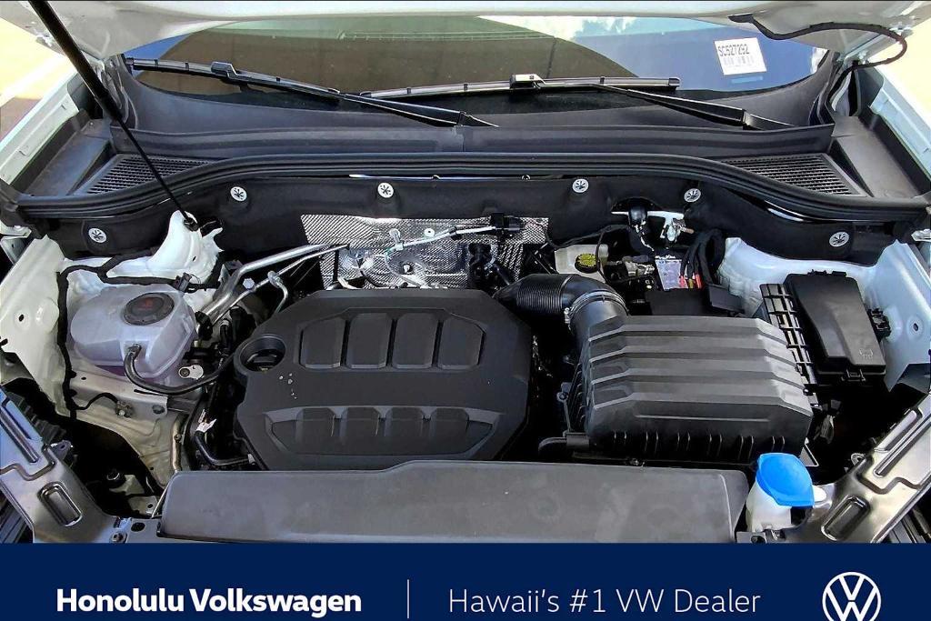 new 2025 Volkswagen Atlas car, priced at $45,306