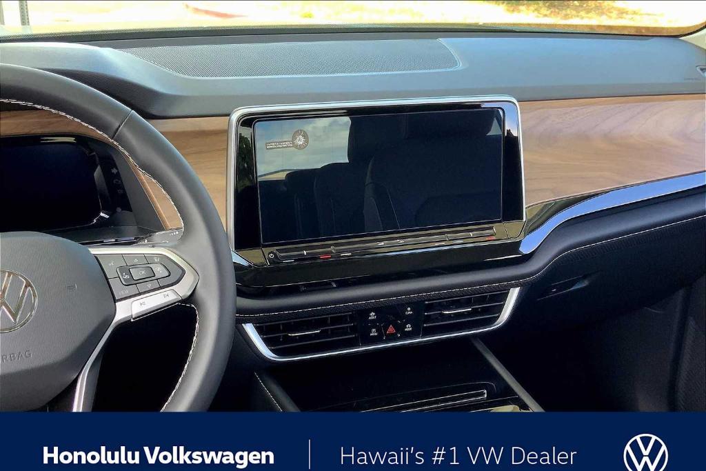 new 2025 Volkswagen Atlas car, priced at $45,306